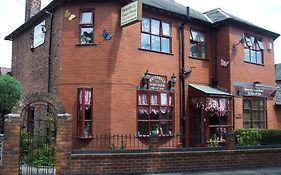 Butterfly Guest House Cheadle